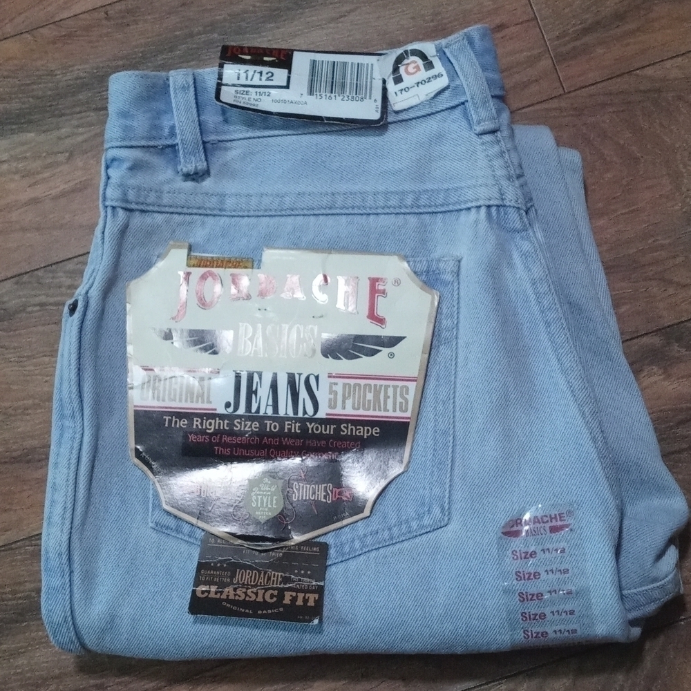 Jordache 5 pocket light blue jeans size 28 waist 11/12 NWT